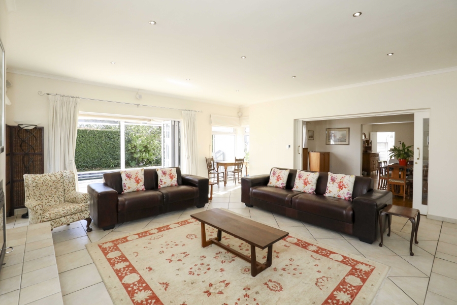 4 Bedroom Property for Sale in Claremont Western Cape